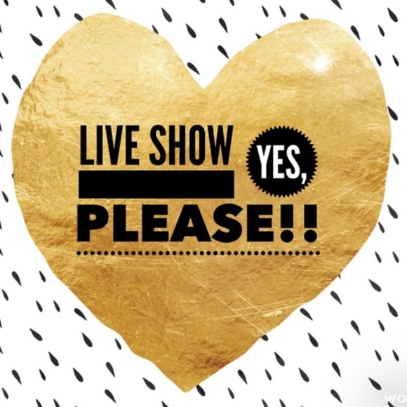 🤩 LIKE to be Notified When I Go LIVE !! 🤩 - Picture 1 of 2